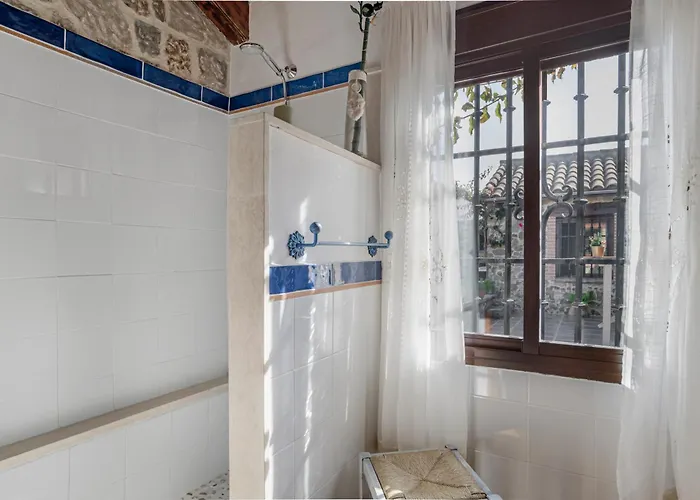 Casas Alfonso Y Laura