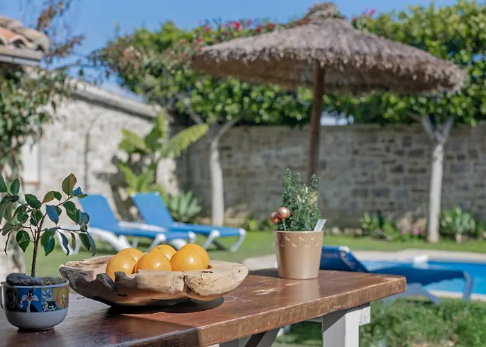 Casas Alfonso Y Laura *