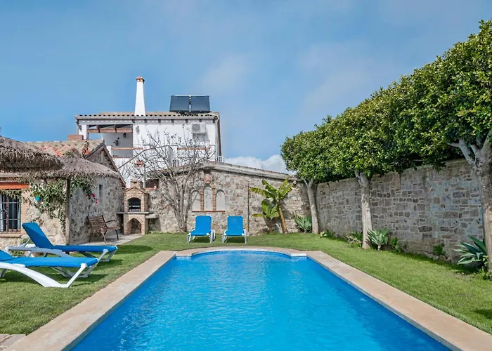 Casas Alfonso Y Laura *