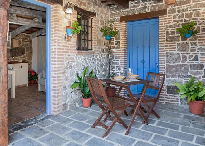 Casas Alfonso Y Laura